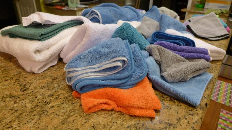 How to Choose the Right Microfiber Towels & Wash Mitts