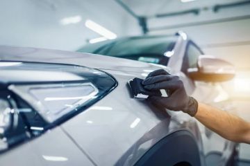 How to Wash Cars with High Gloss Clear Coats