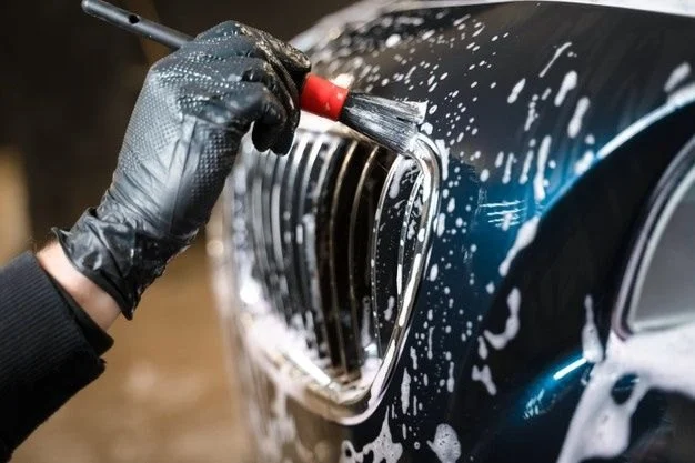 Quick Wash vs. Full Detail: What’s Right for Your Budget