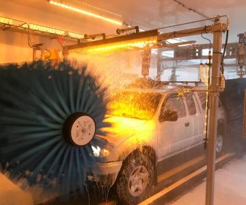 How to Wash Cars with Custom LED Lights for a Professional Finish