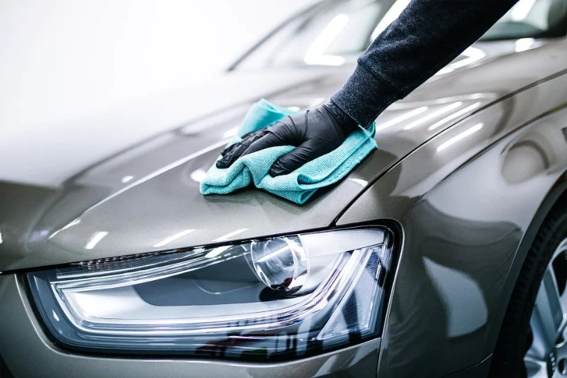 Tips for Keeping Your Car Clean Between Washes