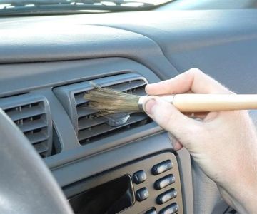 Removing Mold from Car Air Conditioning Vents