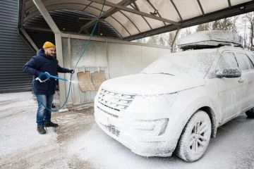 How to Wash Cars After Long Snowy Road Trips