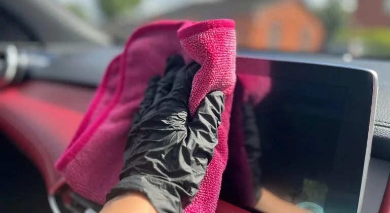How to Wash Cars with High-Tech Entertainment Systems Safely
