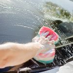 How to Clean Car Windows Without Streaks in Direct Sunlight