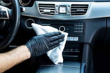 How to Clean Dashboard Screens and Touch Displays