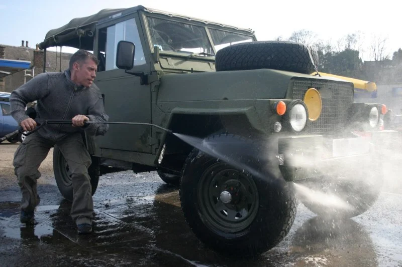 How to Wash Pickup Trucks After Off-Road Adventures