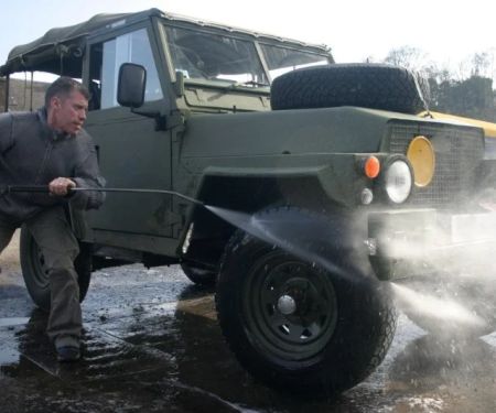 How to Wash Pickup Trucks After Off-Road Adventures