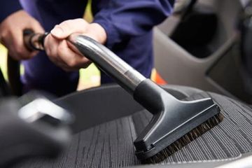 Car Wash Near Me With Free Vacuum and Mat Cleaner – Full Interior Service