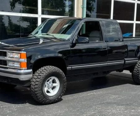 How to Wash Pickup Trucks with Extended Cabs: Step-by-Step Guide