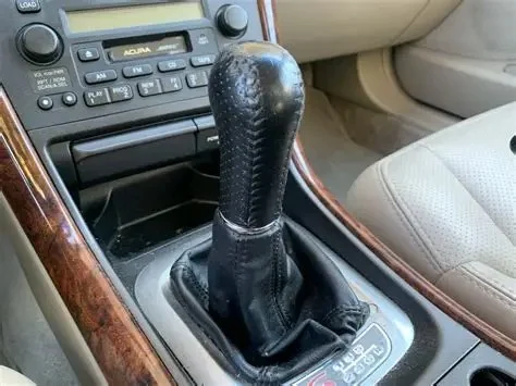 How to Clean Car Gear Shift Knob – Leather and Metal Care Guide