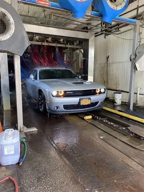 Best Car Wash Near Me for Classic and Vintage Cars – Gentle Washing Only
