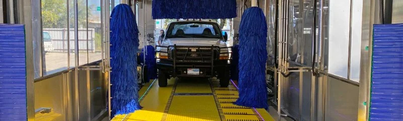 Can You Take a Truck With a Bed Cover Through a Car Wash – Height and Clearance Tips