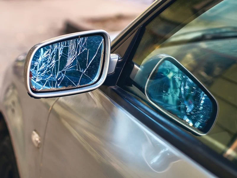 Why Some Car Washes Damage Side Mirrors – What to Look For Before Entering