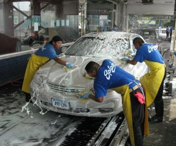 Best Car Wash Near Me for Used Car Prep Before Selling