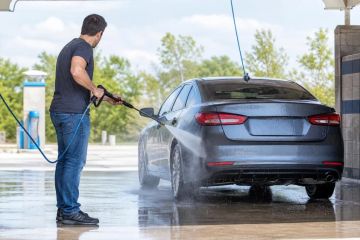 How to Use a Self-Service Car Wash Bay Step by Step